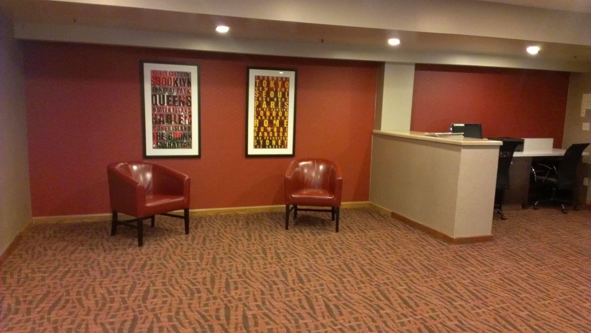 Ramada By Wyndham Salt Lake City North Temple Exterior foto