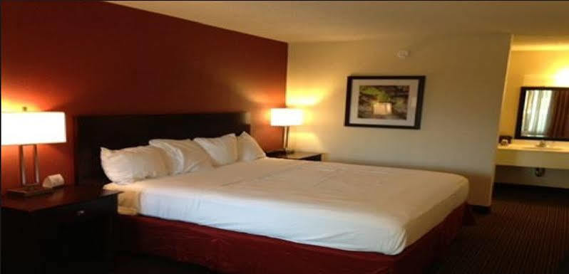 Ramada By Wyndham Salt Lake City North Temple Exterior foto